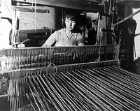 Hand loom weaver